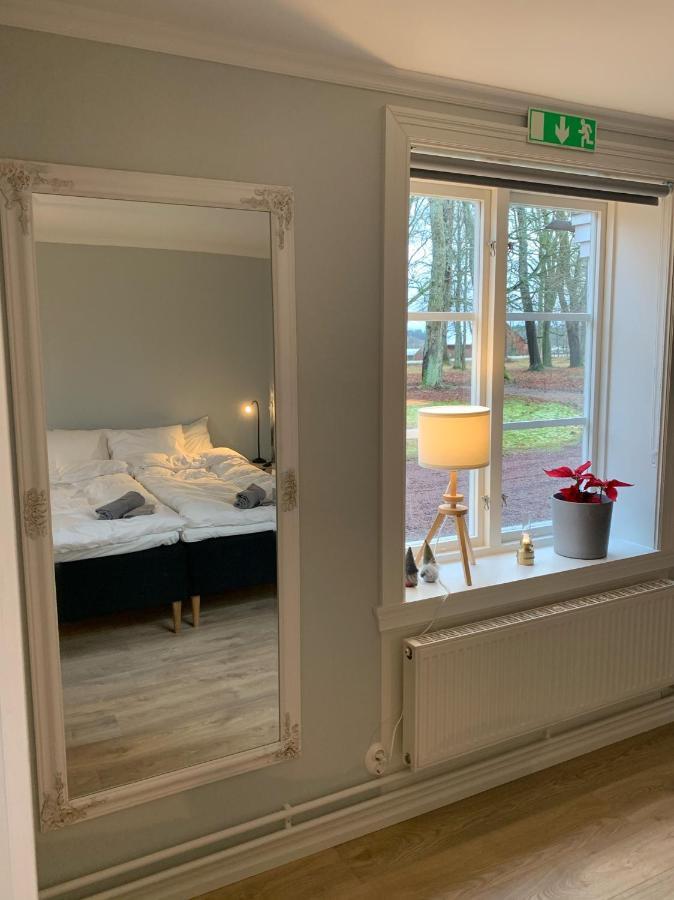 Segerstadsby Gardshotell Ab Vålberg エクステリア 写真